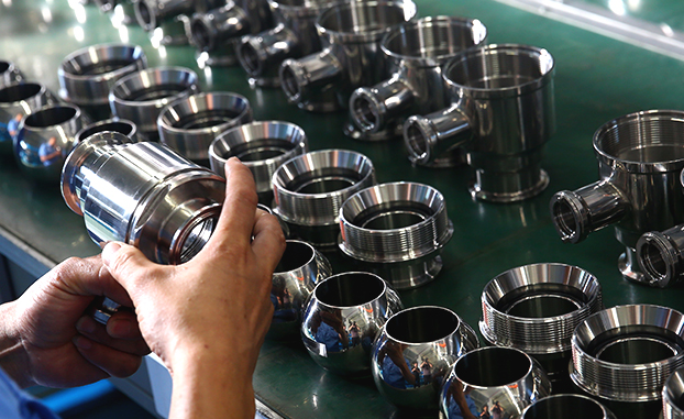 What are the differences between 304, 304L, 316 and 316L?